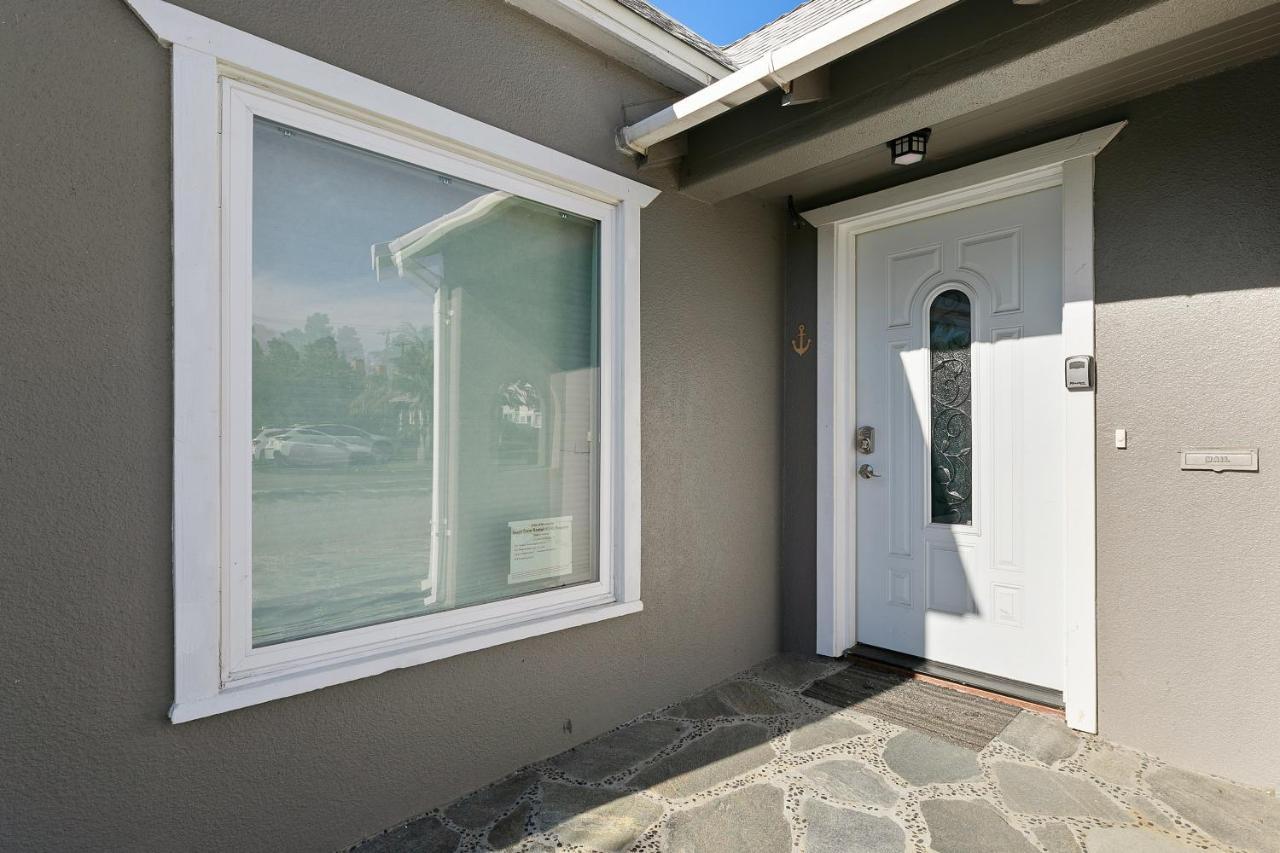 Updated Home & Studio - Walk To Beach & Downtown Home Oceanside Exterior foto